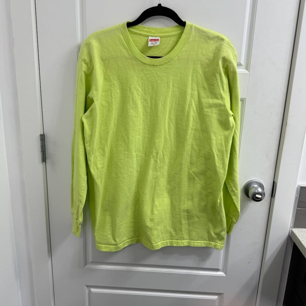 3/$30 Supreme 100% Cotton Neon Green Long Sleeve Shirt Size Medium